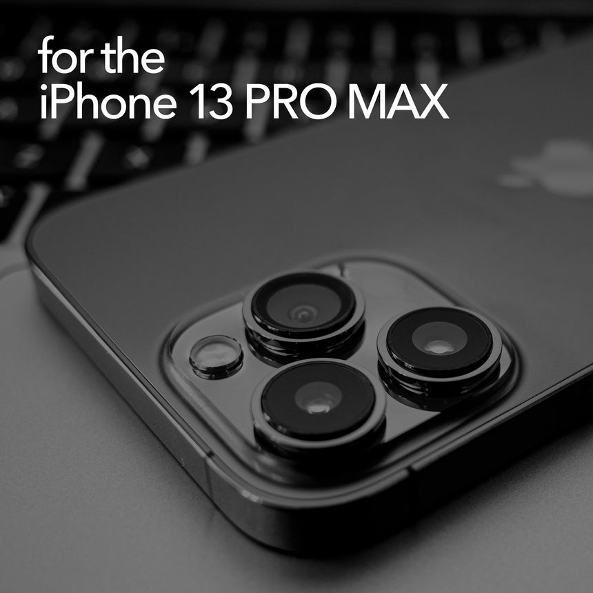 iPhone 13 PRO MAX lifestyle image